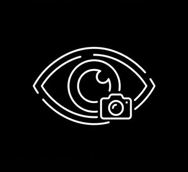 1. Vi fångar din iris med professionell makroteknik som avslöjar varje unik detalj och färgskiftning — direkt på plats.